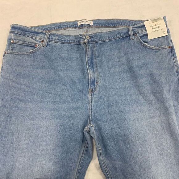 NWT Abercrombie & Fitch Ultra High Rise The Ankle Straight sz 37 24R - Picture 3 of 7